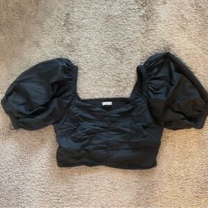 NEVER WORN Abercrombie puff sleeve black crop top size L